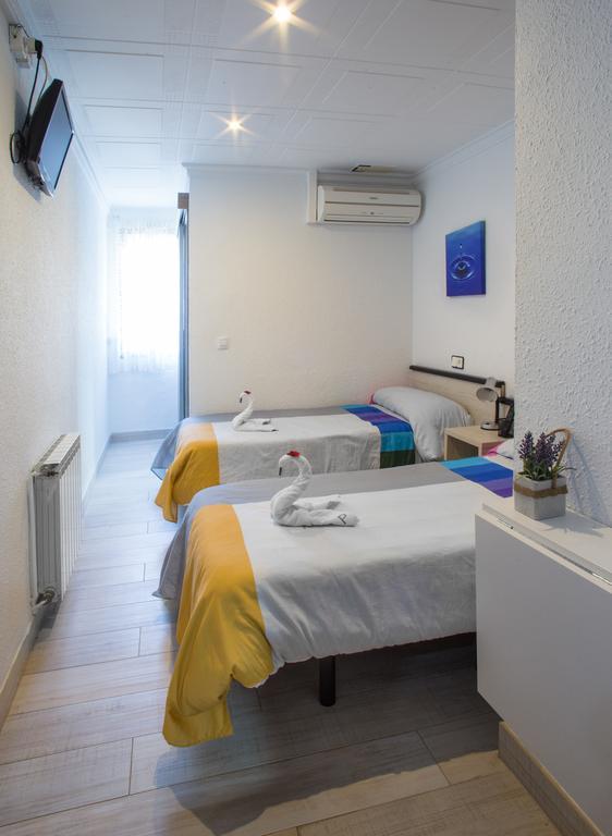 Hostal Pardo Miami Playa Exterior photo